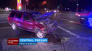 Man arrested after crashing into Taco Bell in Central Fresno