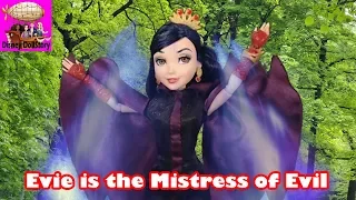 Evie is the Mistress of Evil - Part 42 - Descendants Reversed Disney