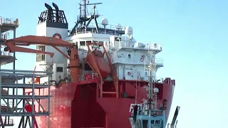 Berthing and Sailing of the Fjell - Offshore Barrow Island