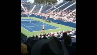 Azarenka's grunt