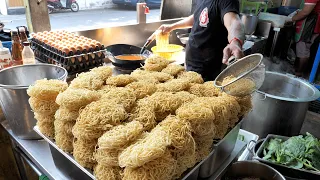 ONLY $1 Michelin's Street Noodle and Busiest Noodles Place by Master Chef! |Thailand Street Food