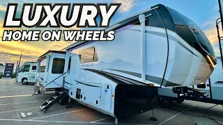 Luxury fifth wheel RV with new tech! 2024 Jayco Pinnacle 36FBTS