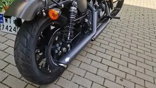 Harley Davidson Sportster Iron 883 - Vance & Hines exhaust pipes