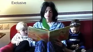 Michael Jackson reading a book to his children (Prince and Paris)