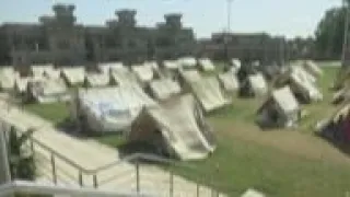 Displaced Pakistan families lose everything in floods