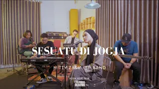 Sesuatu Di Jogja - Adhitia Sofyan (Cover by Mitty Zasia, SP Band)