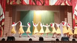 Танец "Завитуха" Образцовый ансамбль народного танца " Радость"