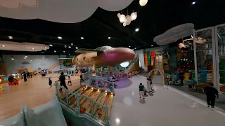 GEPRC CineLog25 HD Quad | Flying In An Indoor Amusement Park | Cinematic FPV