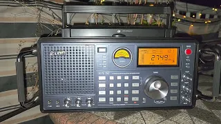 Eton Elite 750 Tuning Halifax Canadian Coast guard 2598 and 2749 kHz Mediumwave