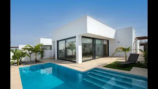 Modern villa 500 meters from the beach in Mar de Cristal