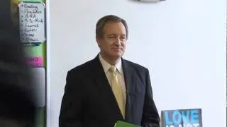 Crapo at "Love is Not Abuse" Event