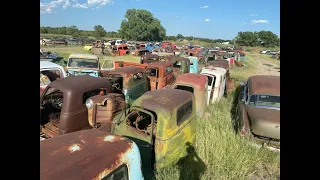 Trucks Cabs & Beds Tonight! Chevy Ford IHC! I have a lot of cabs already off, lets look at a few!