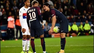 Neymar vs Cavani (Fight over penalty)