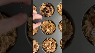 Healthy Baked Oatmeal Cups (Gluten-Free and Vegan)