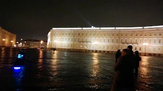 🔥Музыкант классно играет на гитаре в Санкт-Петербурге на Дворцовой площади 08.11.2019