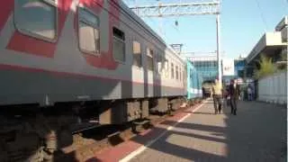 Прибытие ЭП1М-614 с поездом Баку — Ростов-на-Дону
