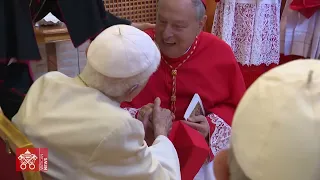 27 agosto 2022, incontro di papa Benedetto XVI con i nuovi cardinali dopo il concistoro