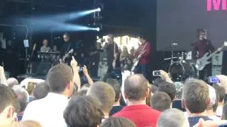 Johnny Marr and Bernard Sumner aka Electronic, doing Getting Away with It, Jodrell Bank 2013