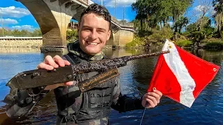 Underwater Surprises: Scuba Diver Stumbles upon Rifle in Alligator-Infested Waters