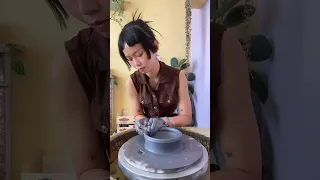 Making a ceramic ramen bowl (céramique, handmade, #pottery )