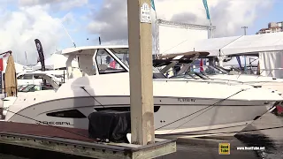 2021 Regal 33 SAV Motor Boat Walkaround Tour - 2020 Fort Lauderdale Boat Show