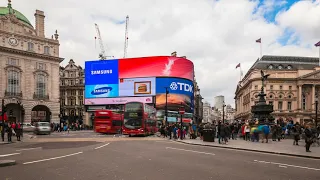 London Piccadilly Outdoor Advertising Screen