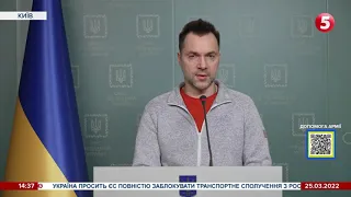 Із 648 рашистів живих залишилося троє. Двоє з яких - поранені, - Арестович