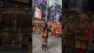 Angklung Flash Mob and Street Performance new yorker