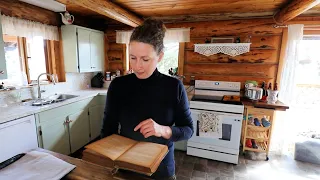 How to Make the Best Soup You've Ever Eaten | 1906 Antique Cookbook Sunshine Cake | My Happy Place