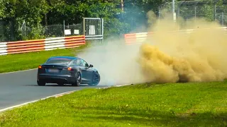 NÜRBURGRING GREATEST Moments August 2023- FAILS, Dangerous Driving, Drifts & more!