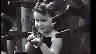 Shocking video - Knife throwing Mom