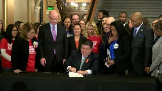 Illinois assault weapon ban signed into law by Gov. Pritzker