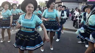 Entrada folklórica danza salay urkupiña en barrio liniers en bs as arg 2023