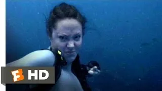 Lara Croft Tomb Raider 2 (1/9) Movie CLIP - Shark Punch (2003) HD