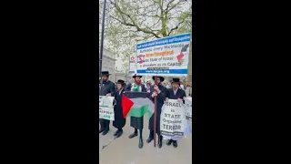 🇮🇱🇵🇸 Хайфа. Погромщики врываются в дом арабской семьи,так же было в баку только там сразу убивали