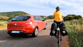 5 Mistakes Bikepackers Make Around Cars