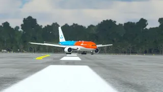 Boeing 777 KLM Royal Dutch Emergency Landing at Gold Coast Airport MFS2020