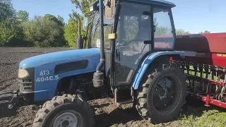 Початок посівної🌾 Трактором🚜 ДТЗ 404.с5 (5404К) з сівалкою Поліна 2.4.  Все буде Україна 🇺🇦