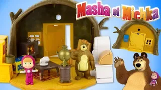 Masha et Michka La Hutte de Michka Маша и Медведь Jouets Enfants Simba Bear Toy Review