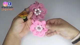 Llavero Flor Tejido a Crochet /Emprendimiento /Charlott Tejidos