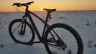 ПОКАТУШКА НА ВЕЛОСИПЕДІ. НА ЗУСТРІЧ СОНЦЮ