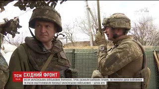 Бойовики не припиняють обстріли українських позицій вздовж усієї лінії фронту
