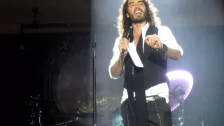 Russell Brand introduces Morrissey - Alma Matters (Live @ Hollywood High in Los Angeles 3.2.2013)
