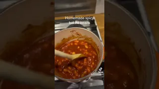 Spicy homemade baked beans