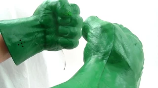 smash & bash foam hulk hands