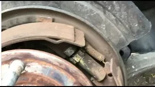 Replace parking brakes - Dodge/Jeep (Gd Cherokee 2015)