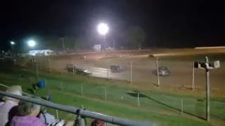 Late Model action at Moulton (AL) Motor Speedway, 6/13/2015