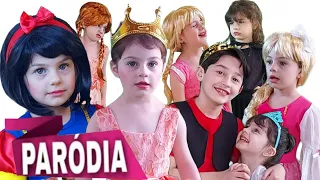 NÃO FICA APAIXONADINHA - MC LORENZO | paródias de Princesas - MIMI JULINHA