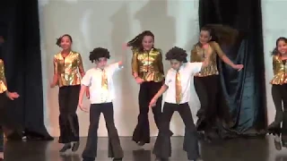 Grupo Let's Dance - Funkytown