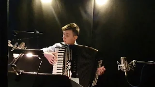 Indifference - valse musette / T. Murena, accordion - Michał Wojtaś